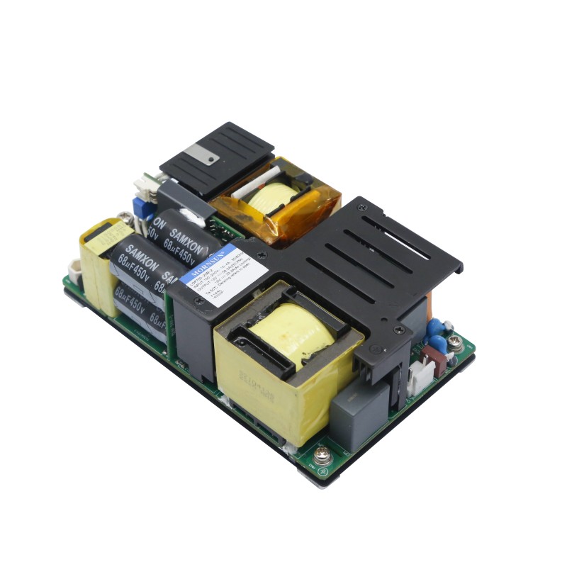 750W 12V 58.3A 90-264VAC/127-370VDC PFC 기능 및 자연 냉각 기능을 갖춘 스위칭 전원 공급 장치