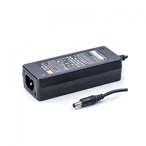 GST40A15-P1J MEANWELL 40W 15VDC 2.67A 115/230VAC AC-DC 신뢰할 수 있는 녹색 산업용 어댑터